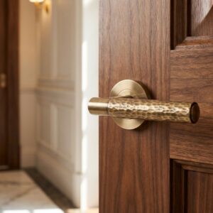 Alloytek - Rose Handle Rose Handle Baby Latch with 60mm Key Pin Cylinder & Knob Lock (QUARTZ)